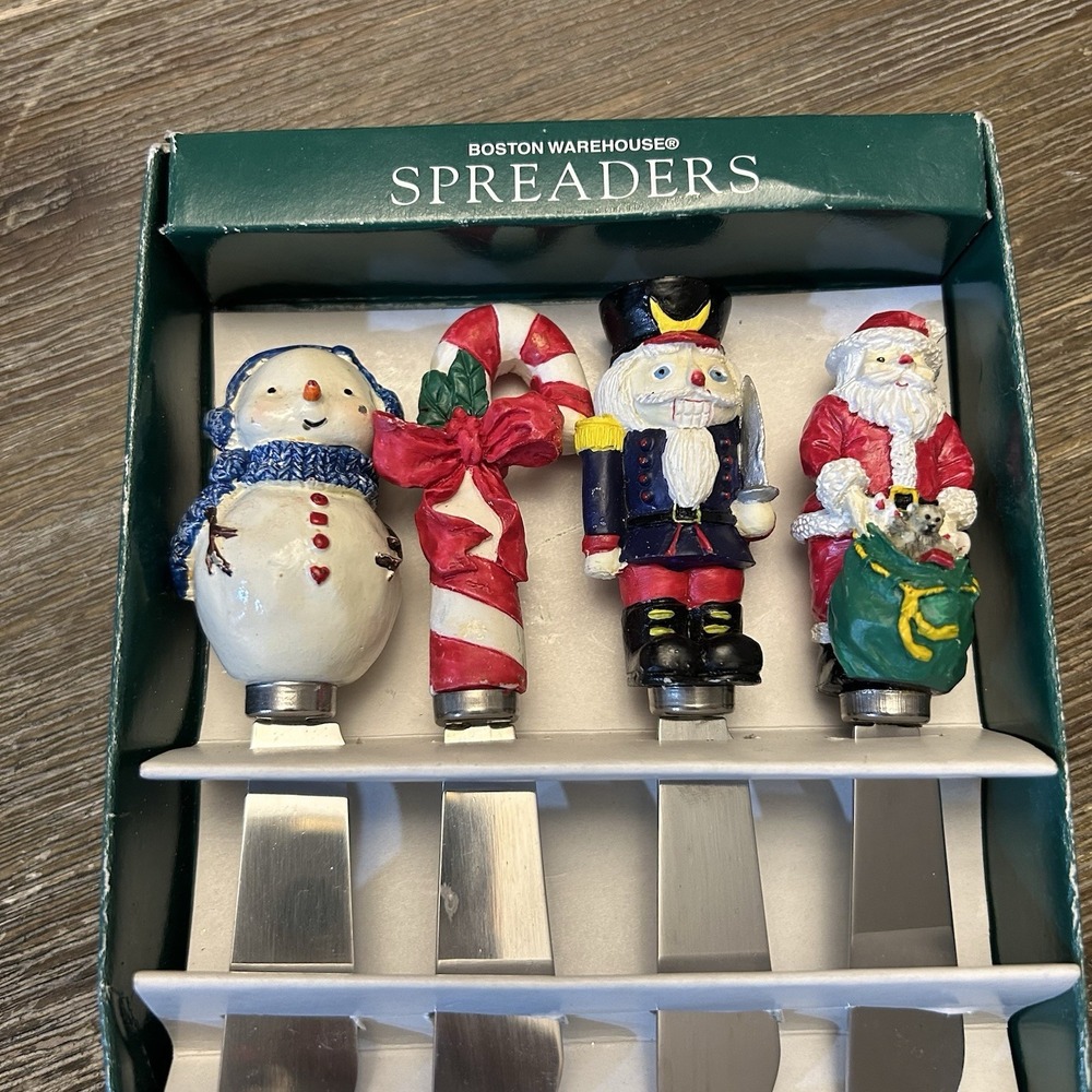 Boston Warehouse Christmas Spreaders Set of 4 Stainless Steel Knives Made in USA